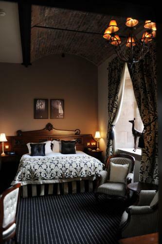 Hotel Peckforton Castle