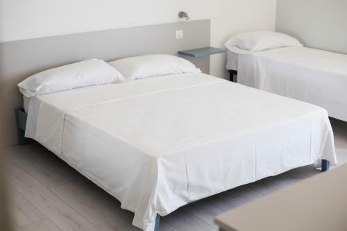Hostal Sof�ta - Rooms & Apartment