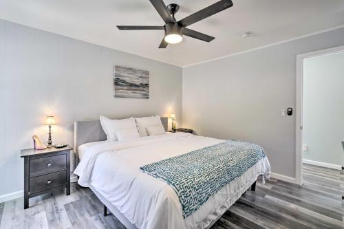 Bayville Getaway With Fire Pit - 2 Mi To Beach!