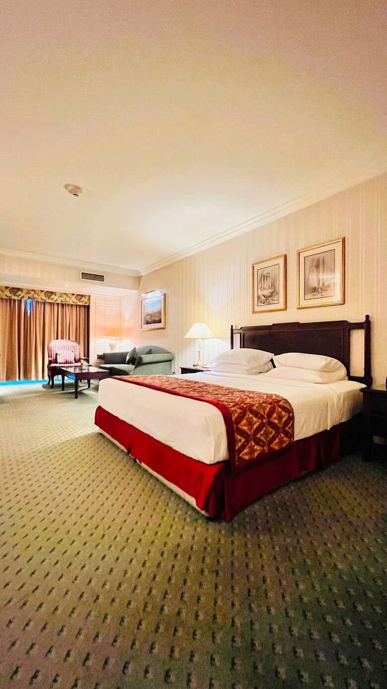 The Bristol Hotel Dubai