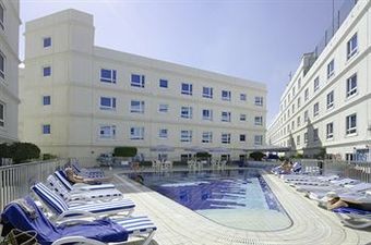 Aparthotel Al Bustan Centre & Residence
