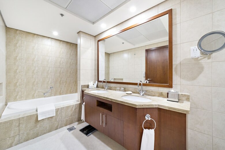 Hotel Oasis Beach Tower