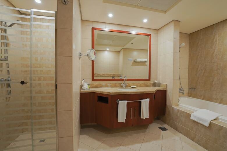 Hotel Oasis Beach Tower