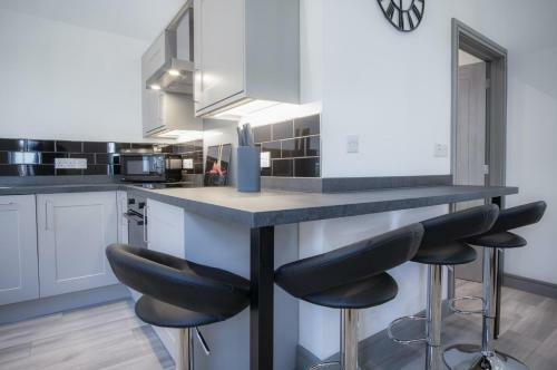 Four Seasons - 1 Bedroom Apartment - Tenby