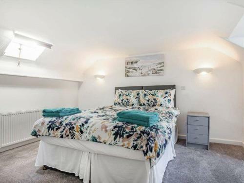 Heather House 1 Double 6 Single Beds