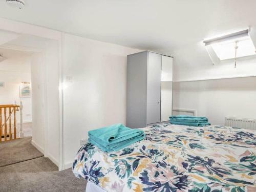 Lovely Heather House Sleeps 4 Couples