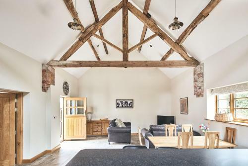 Swallow's Barn