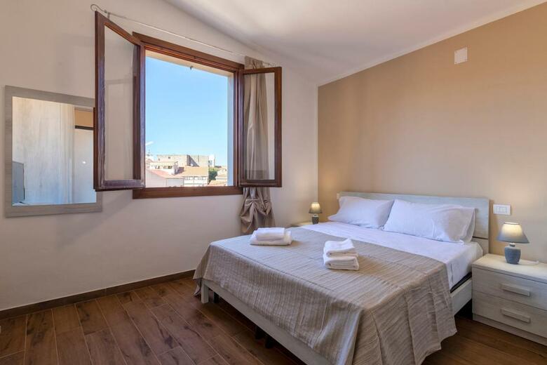 Hostal Vico Rooms