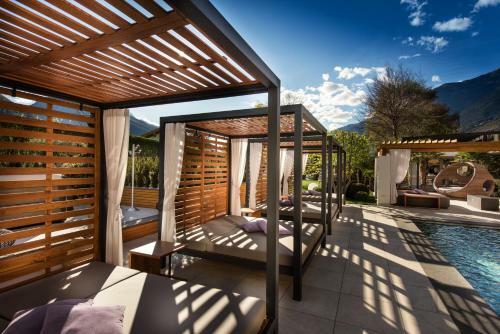 Hotel Paradies