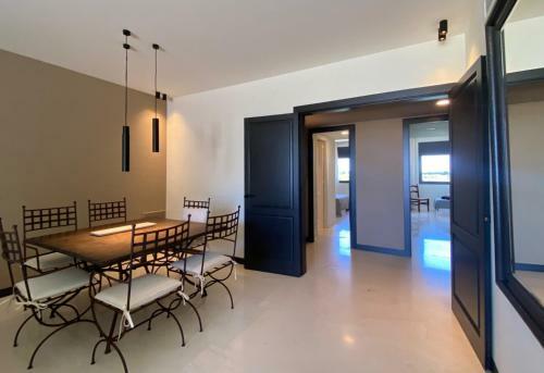 Apartamento Stunning Views In Golf Emporda