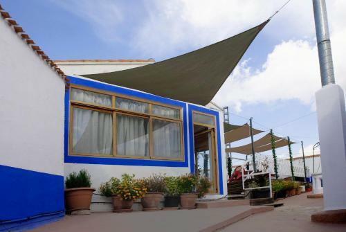 Casa Cueva Alegr�a