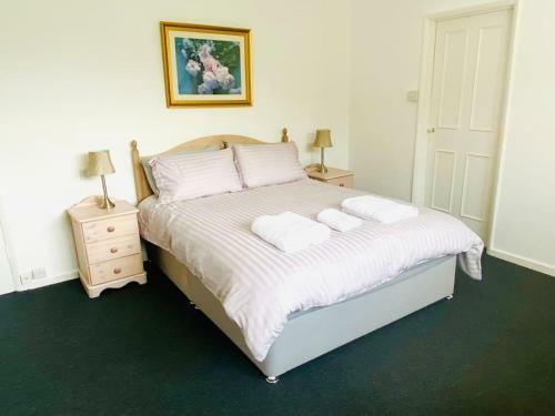 Bay View Spacious Coastal Apartment With Sea Views