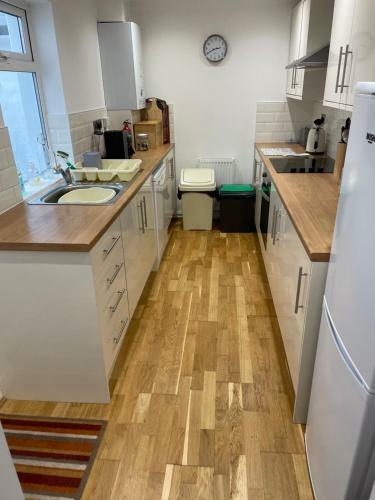Eleven Upway Street