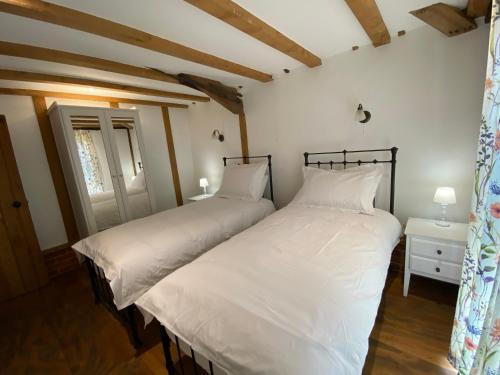 Tranquil 2-bed Barn In Brundish Woodbridge