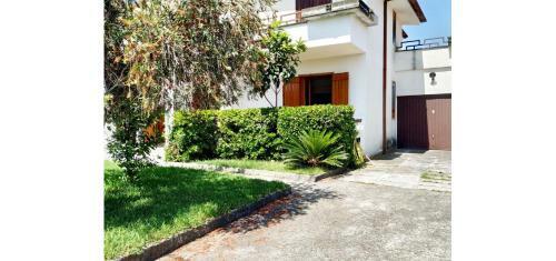 Nacy - Villa A 150 Mt Dal Mare