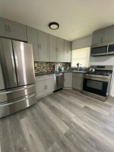3 Bedroom House Hempstead Village