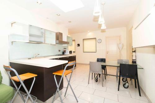 Apartamento Stylish Terrace Flat Alps & Superga View