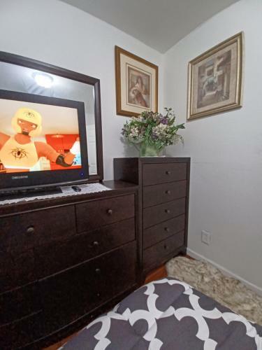 Apartamento Cheerful One Bedroom Studio With Free Parking/wifi