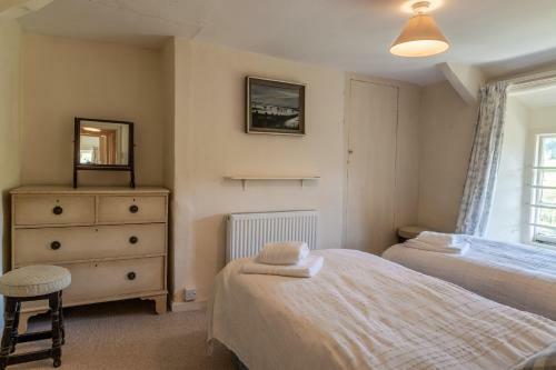 Valley Cottage