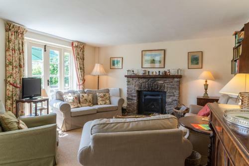 Valley Cottage