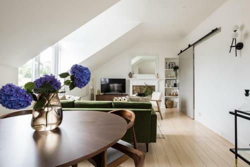 Apartamento The Harrow Wonder - Modern 2bdr Flat With Parking