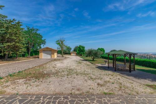 Sunrise Hill Holiday Home