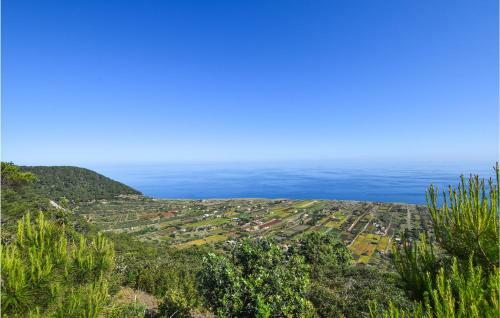 Awesome Home In Ustica With Wifi