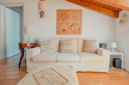 Apartamento La Briciola - Mansarda Per 5 - Ampia Terrazza Lt