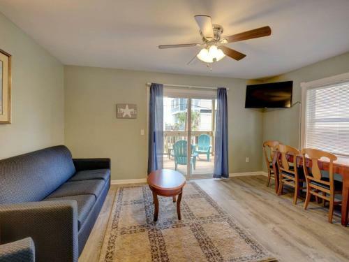 2br 2ba Lakefront Dowtown Beachview Sleeps 6