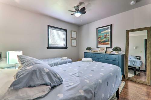 Stylish Tannersville Townhome With Fire Pit!