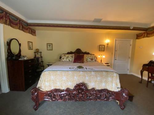 Bed & Breakfast The Cypress Inn