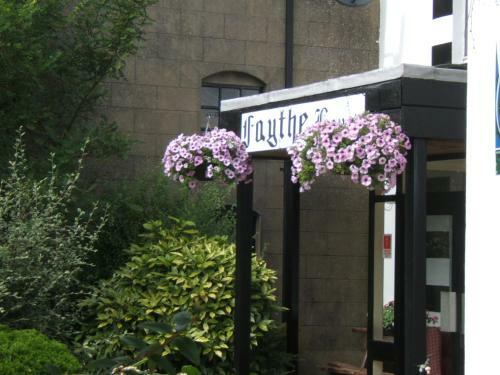 Hostal Faythe Guesthouse