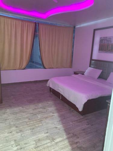 Hotel ?????? ???