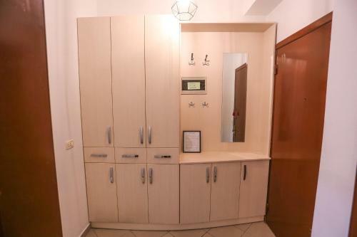 Tirana Views Apartment - Comfy & Spacious