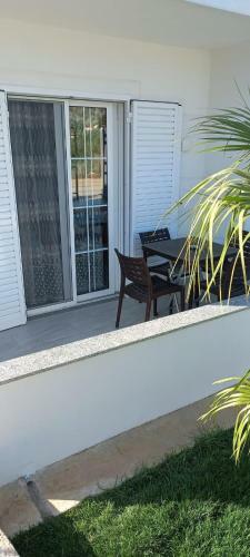 Hostal Arjan Dyli Guesthouse