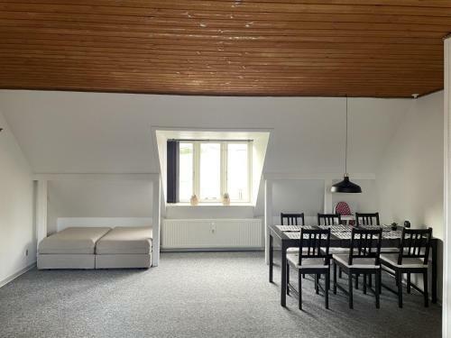 Apartamento Lejlighed I Give Midtby