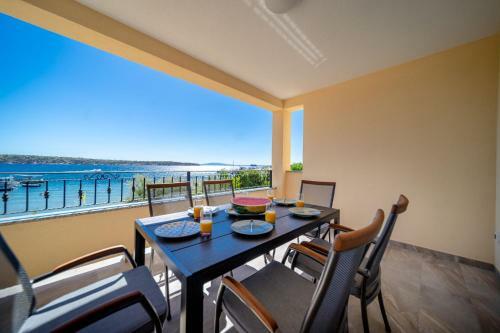 Apartment Villa Alba Rab