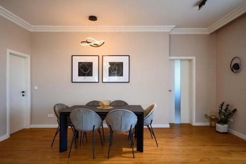 Sunset Deluxe Apartment