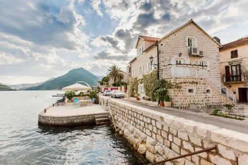 Villa Luxury 5 Bedroom House On Waterfront