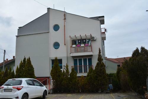 Apartmani A I S