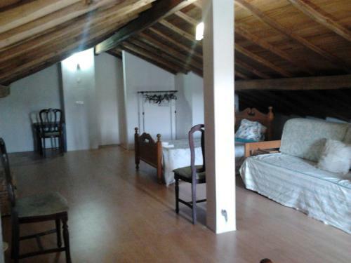 Historical 3 - Bedroom Villa In Alcobaca