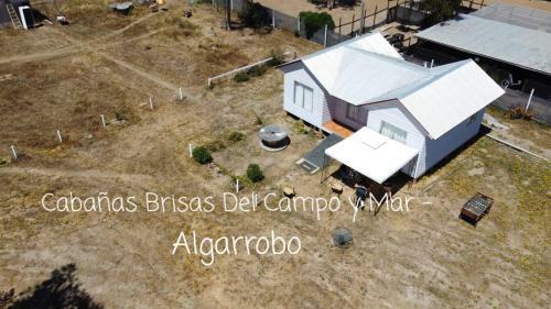 Caba�as Brisas Del Campo Y Mar
