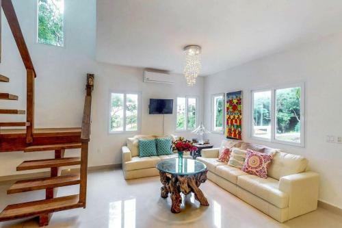 Sunny Villas @keyhole, West Bay