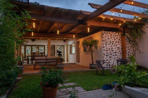 Casa Tza'm Saqarib'al