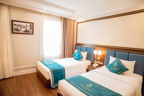 Ruby Queen Hotel