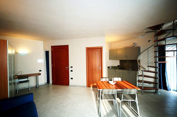 Aparthotel Alba Village Hotel