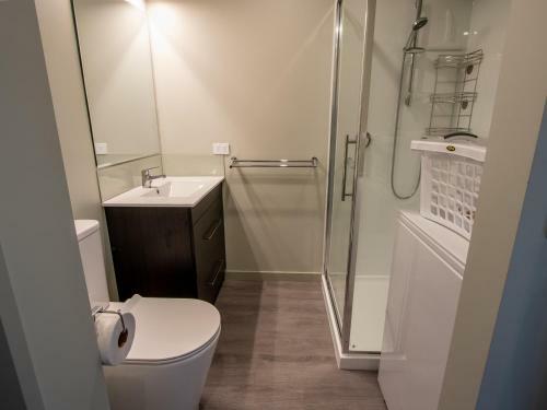 Roydon's Flat - Kaiteriteri Downstairs Holiday Unit