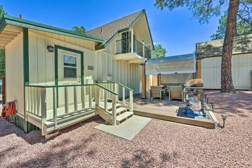 Rustic Payson Cabin Patio, Grill, Fire Pit!