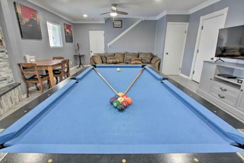 Ultimate Phoenix Group Getaway Patio And Pool!