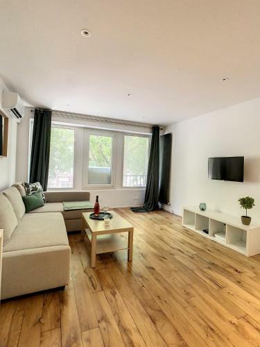 Apartamento Studio Hyper Centre Gare Vieille Antibes Mer 2pers
